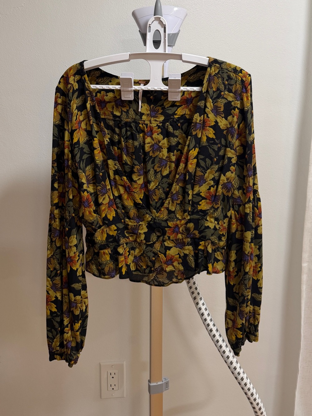 Free people 2 pc floral set - Picture 6 of 16